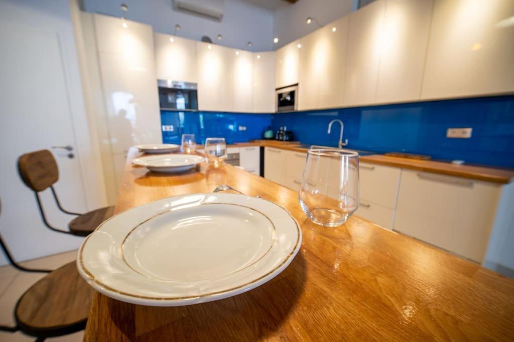 Air-Conditioned Loft In The Heart Of The Old Port Marseille Luaran gambar